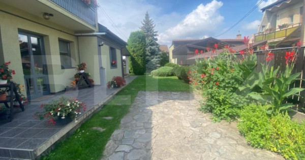2 Casa de vanzare ,390 mp utili,555 mp teren, in Unirii