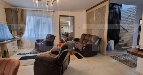 Casa 4 camere, 160mp, zona Unirea