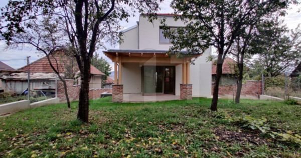 Casa individuala, 234 mp, teren 596 mp, totul nou, panorama,