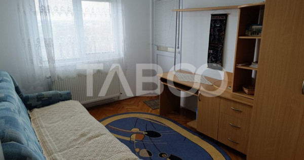 Apartament 60 mpu 3 camere 2 balcoane etajul 4 Sibiu zona St