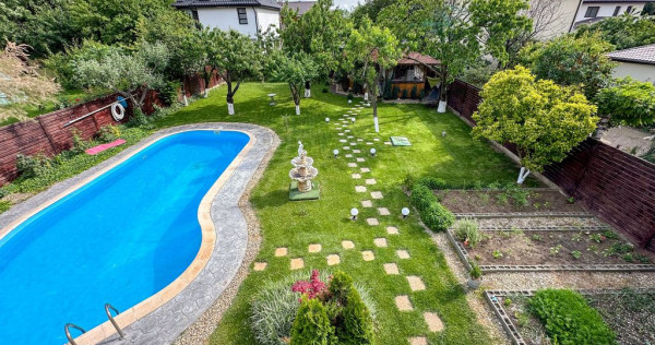 ACASĂ | Casa individuala impresionanta cu grădina super...