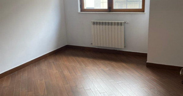 Apartament 4 camere -DOROBANTI -