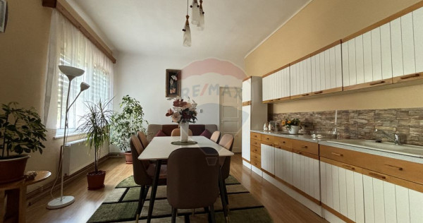 Casa cu gradina in Slimnic