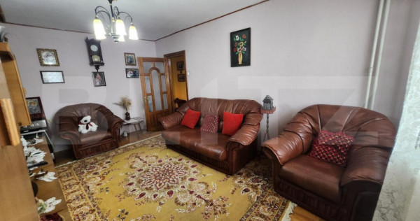 Apartament 3 camere, etaj intermediar, 65 mp utili, George E