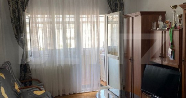 Apartament 3 camere decomandate, zona Mioritei