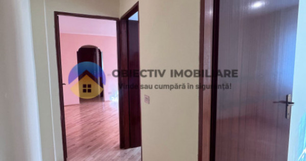 Apartament 3 camere-SAVINESTI