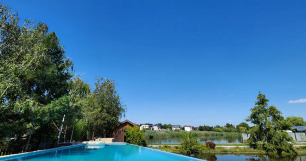 Vila Corbeanca cu deschidere la lac, piscina si helesteu