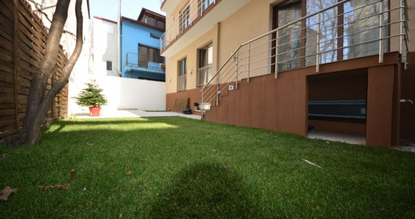 Ocazie! Apartament 3 camere cu curte| Zona Aviatiei| Idea...