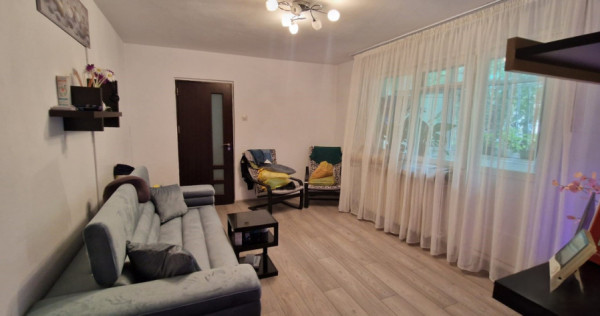 Apartament 3 camere-zona Gorjului