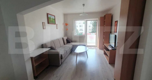 Apartament de 4 camere, decomandat, parcare, 80mp, cartierul