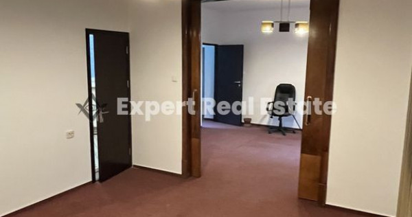 Apartament SPATIOS 4 CAMERE-VICTORIEI