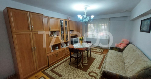 Apartament decomandat 4 camere 2 bai 83 mpu debara camara Ce