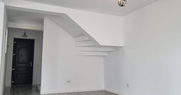 Casa tip duplex Piatra Neamt Zona Fermelor