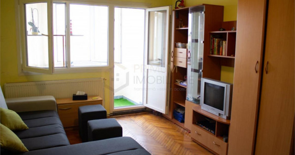 Apartament 1 Camera - Mobilat - Etaj 2 - Centrala Proprie -