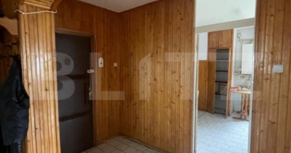 Apartament 4 camere, 92mp - etaj intermediar, Zona Intre Lac