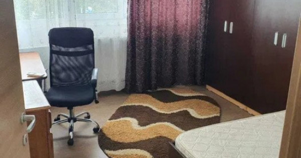 Apartament cu 2 camere, Eroii Revoluției