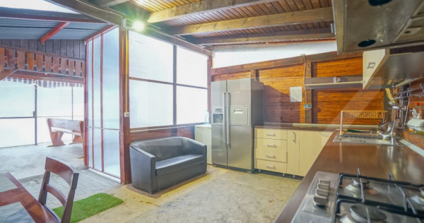 Cabana de lemn, 7 camere - afacere la cheie - Brasov