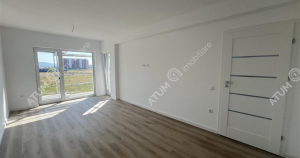 Apartament intabulat cu 2 camere si balcon in zona Doamna St