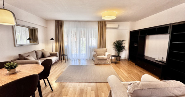 Apartament 4 camere Calea Victoriei bloc 2000