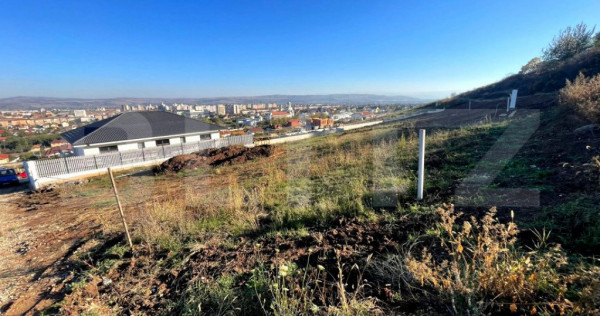 Teren Intravilan, 600 mp,cu utilitati si proiect,zona Piata