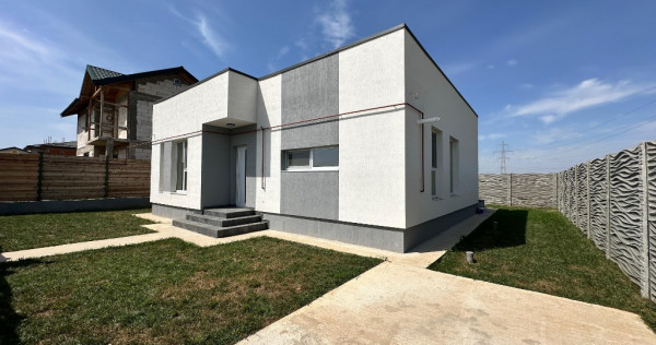 Casa individuala in stil mediterenean, 3 camere, 2 bai si teren 330 mp