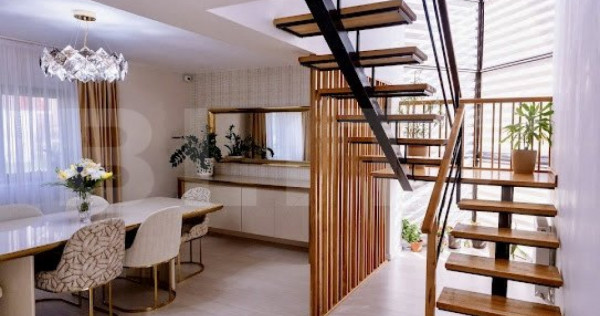 Aninoasa Casă/Vilă Modernă de Lux