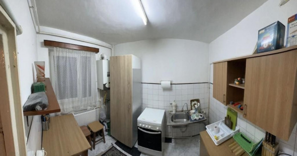 APARTAMENT 3 CAMERE-CALEA FERENTARI-VADUL NOU-CENTRALA