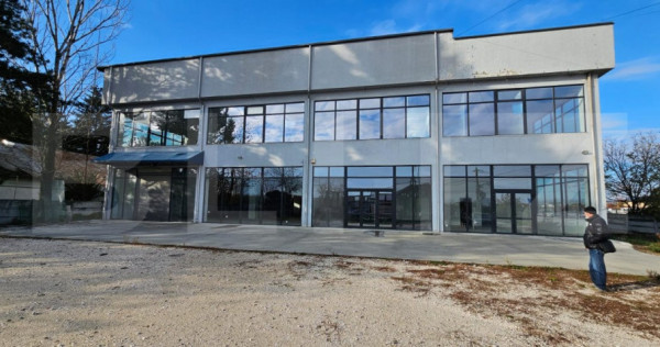 Spatiu Comercial de inchiriat Targoviste Ext-Vest 800mp cu p