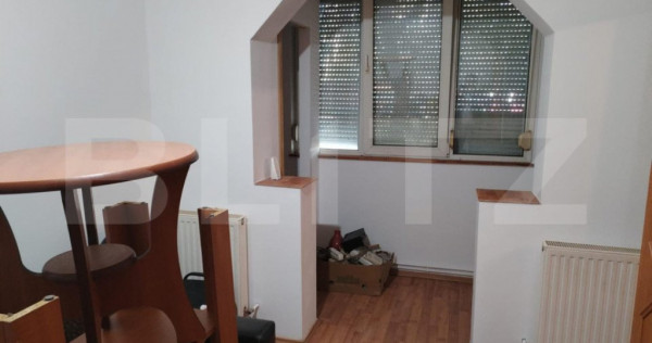 Apartament de vanzare, 2 camere, zona Micro 14