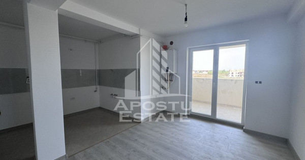 Apartament nou cu 3 camere, finisat, zona Torontalui