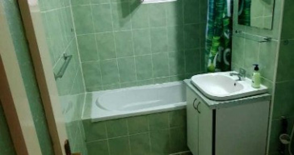 Apartament cu 2 camere de inchiriat in Piata Chibrit