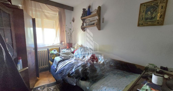 Apartament cu 4 camere, zona Cetatii