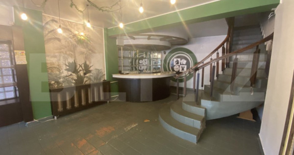 Cladire comerciala P+2 , stradal, 377 mpu, zona Medicina vec