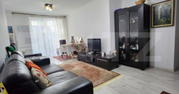 Apartament 3 camere, 76 mp, zona VIVO