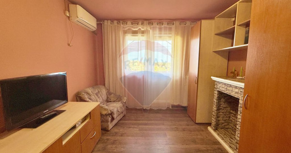 Apartament cu 2 camere de vânzare în cartierul Aurel Vl...