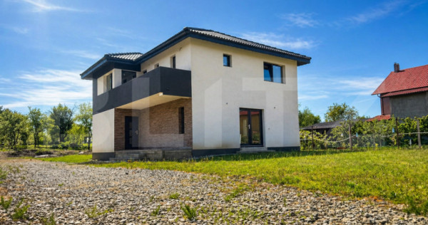 Casa P+1 la rosu, 4 camere, 135 mp, zona Dumbrava