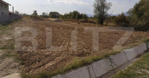 Teren intravilan 2670 mp, zona Lelesti