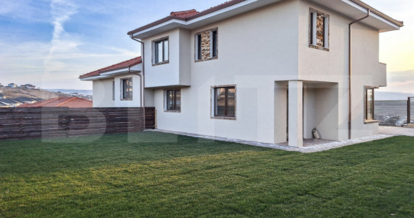 Duplex vedere panoramică, 120 mp utili, 350 mp teren, Dezmi