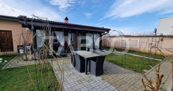 Casa individuala de vanzare 130mpu cu teren 560mp terasa Sel