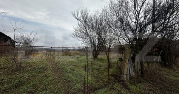 Teren intravilan, 4000 mp, zona Calnic