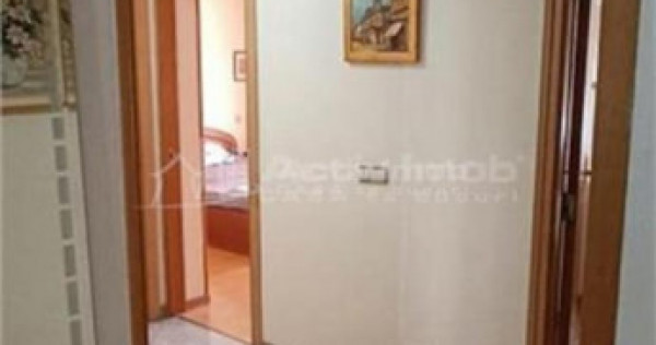 APARTAMENT 3 CAMERE DECOMANDAT ZONA EDEN