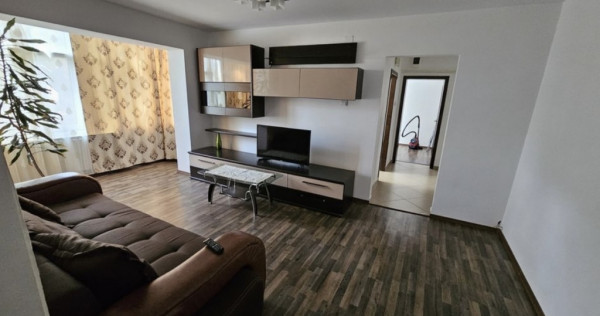 Apartament cu 3 camere, Cetate-Bulevard