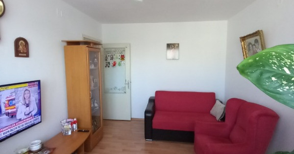 Apartament 2 camere, et 4/4, Malu Rosu - 47900 euro