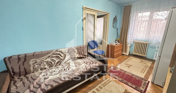 Apartament 2 camere, etaj 1, zona Sagului