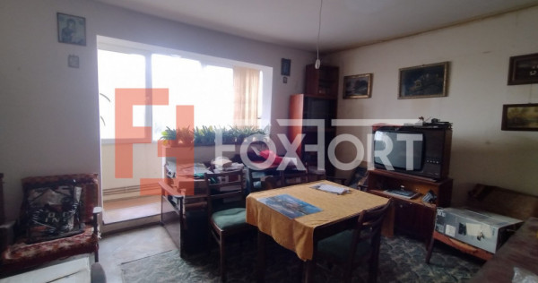 Apartament 4 camere, Zona Cetatii, bloc cu acoperis