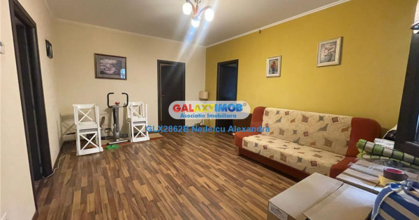 Apartament cu 3 camere - Parter - Metrou Piata Unirii