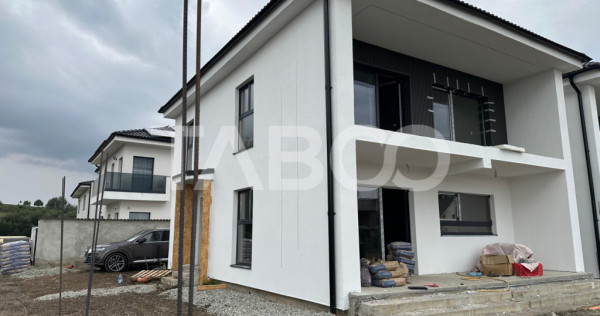 Casa individuala 130 mpu de vanzare curte libera 410mp zona