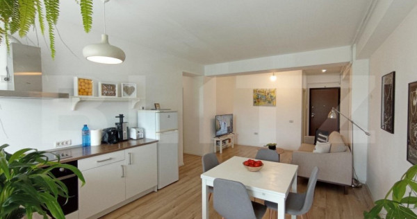 Apartament de vanzare cu 3 camere, 68 mp, zona Modern