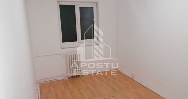 Apartament 2 camere decomandat, etaj 1, zona Dacia