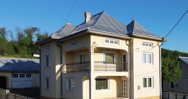 Casa Moderna! La 13 km de Suceava! De ! 0727817187